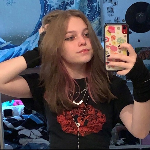 Meet your Posher, Vanessa - Picture 1 of 1